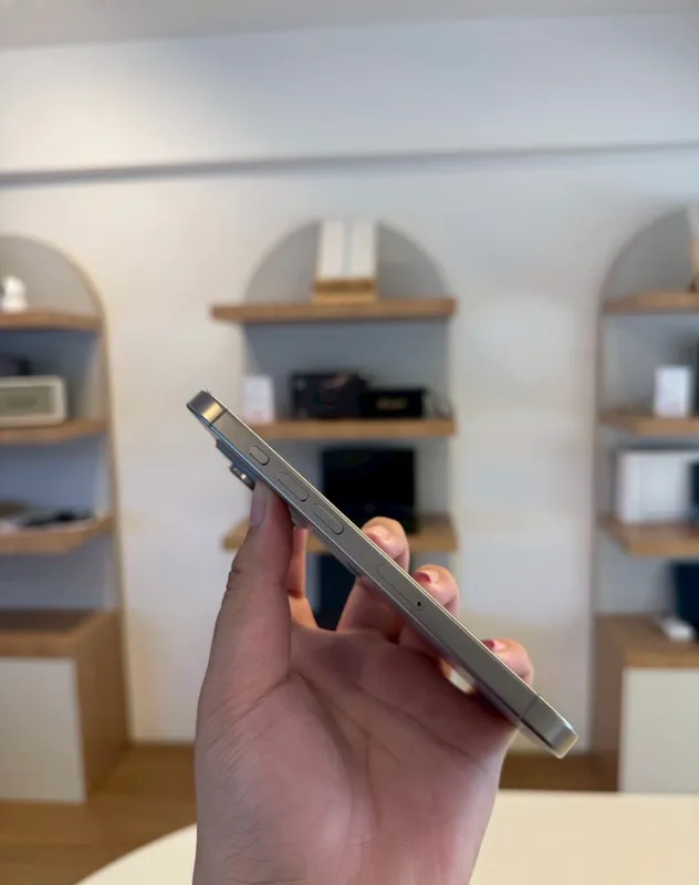 iPhone 15 Pro 256Gb Natural Titan Akk: 85% Kelwamz — фото 2