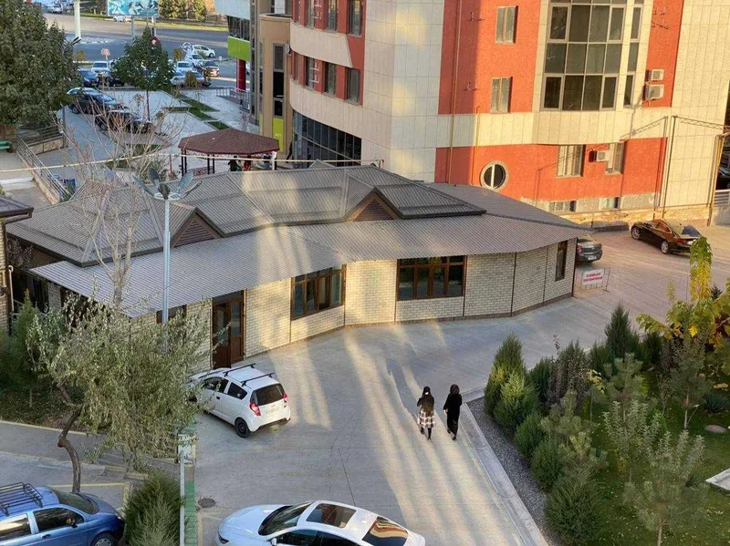 Сдается в аренду отдельностоящее 1-этажное здание в 1км от T.City.Mall 2 Сдается в аренду отдельностоящее 1-этажное здание в 1км от T.City.Mall 2