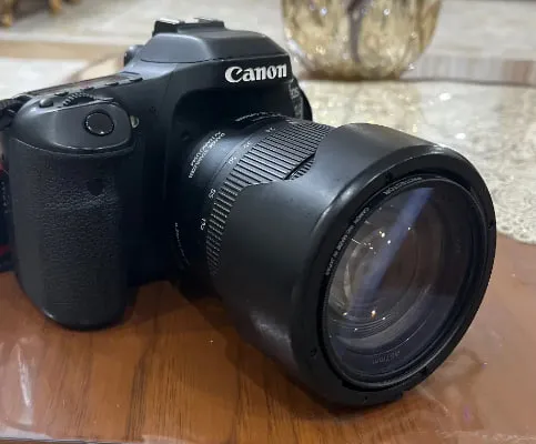 Продается Canon EOS 80D Kit 18-135mm + LED + Сумка 1