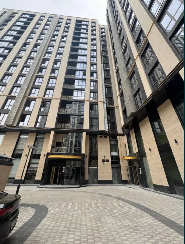 2 xonali kvartira, 61 m2, Yakkasaroy 2