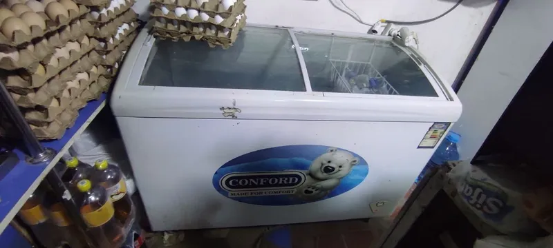 продаётся морозильник большой продаётся морозильник большой