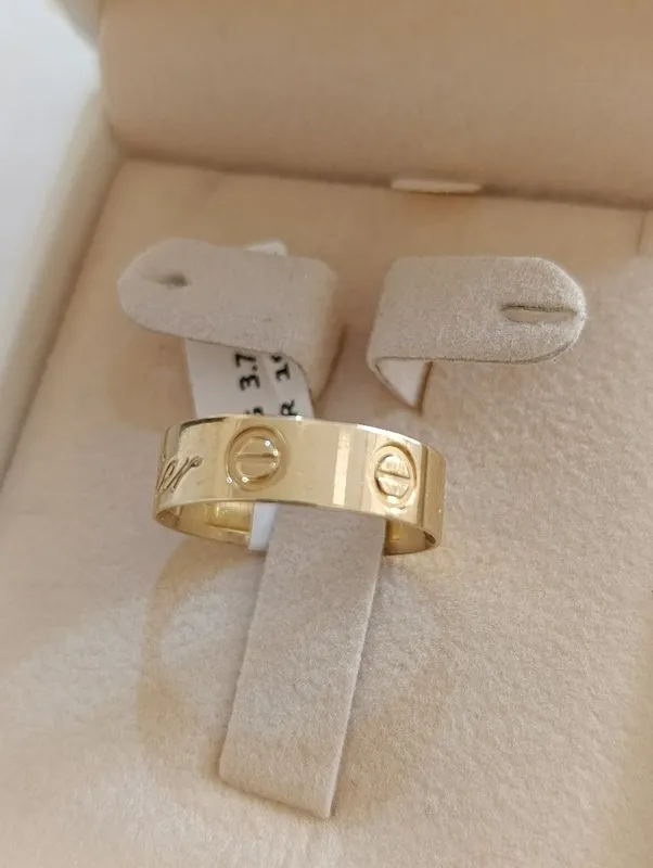 Золотое кольцо Cartier Евро модель проба 585 вес 3,76 гр размер 19,5 4 Золотое кольцо Cartier Евро модель проба 585 вес 3,76 гр размер 19,5 4