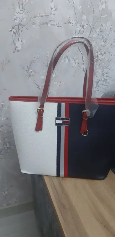 Ценителям настоящего бренда!!!Американский бренд " TOMMY HILFIGER"