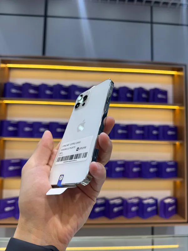 iPhone 12 PRO 3 iPhone 12 PRO 3