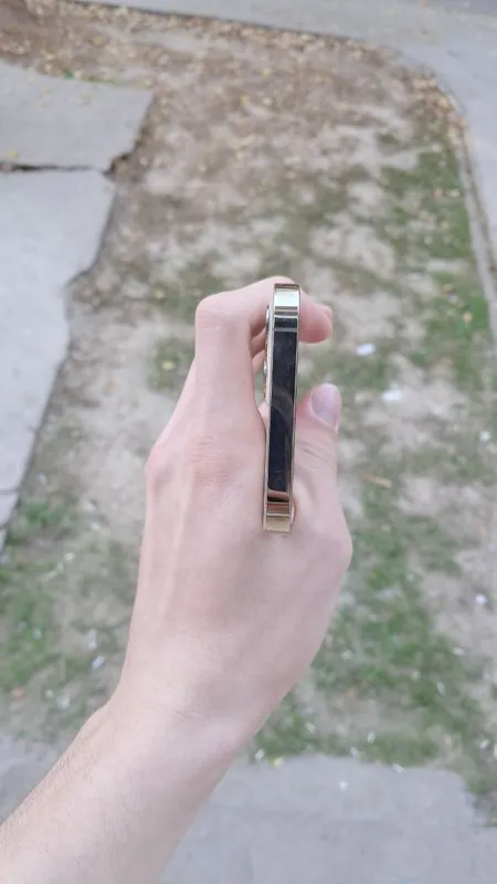 iPhone 12 pro sotiladi 6