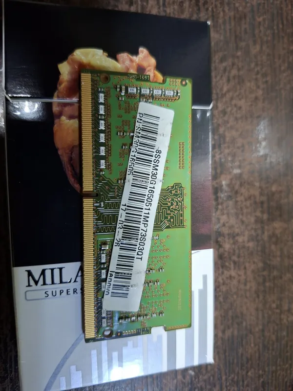 ddr4 Aperatfka 4 gb notbukimga kotasini qoygandim shunig uchun sotvoma — фото 1 ddr4 Aperatfka 4 gb notbukimga kotasini qoygandim shunig uchun sotvoma — фото 1