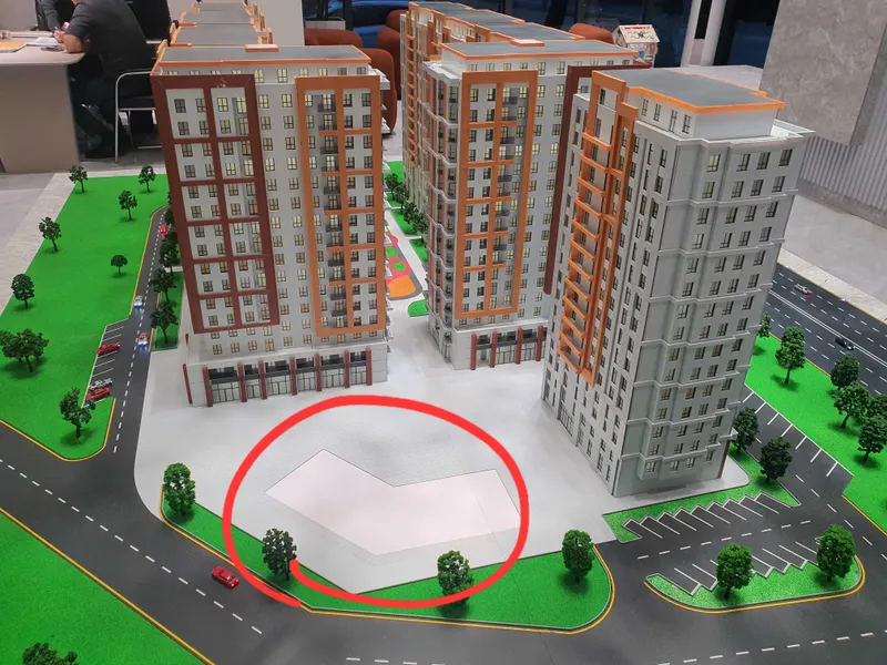 14 сот. возле метро Алмазар