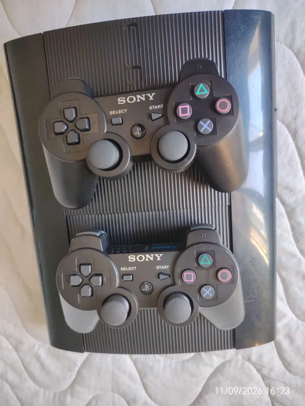 Playstation 3 slim 3 Playstation 3 slim 3