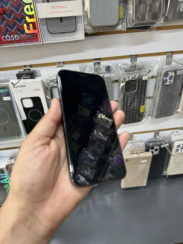 iphone 12 pro 128GB xolati yaxshi fase id ishledi aybi yuq — фото 4