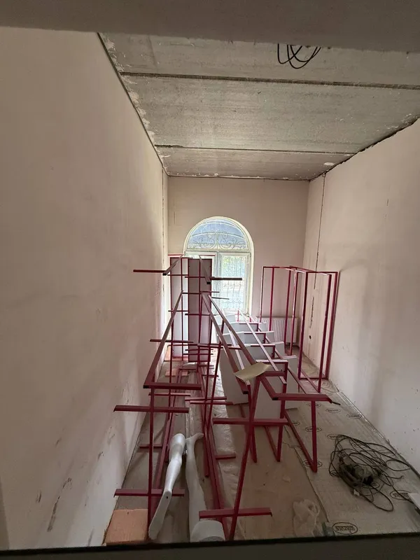 Продаётся 3-комнатная квартира в ЖК Cambridge Residence (коробка), 92 м² 6
