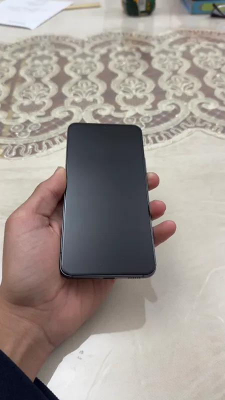 Samsung s22 4