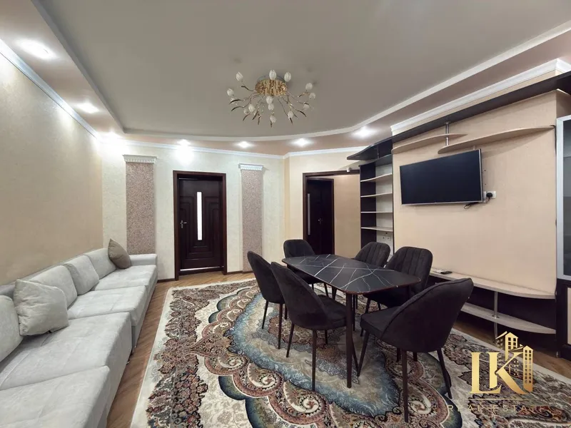 Продаётся 3-комнатная квартира, 83 м², 3/4, Мирабадский район — фото 1