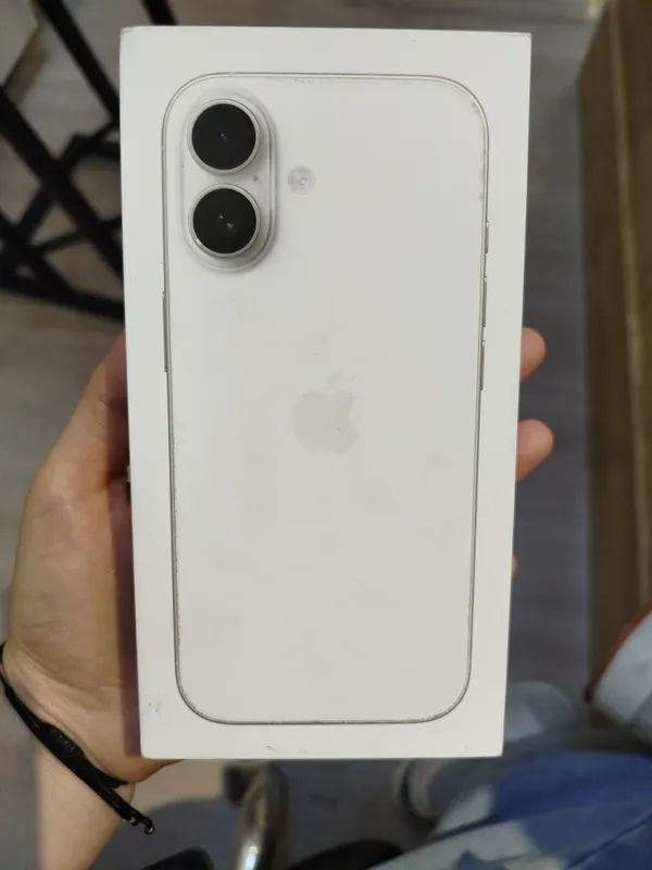 Продам новый iPhone 17
