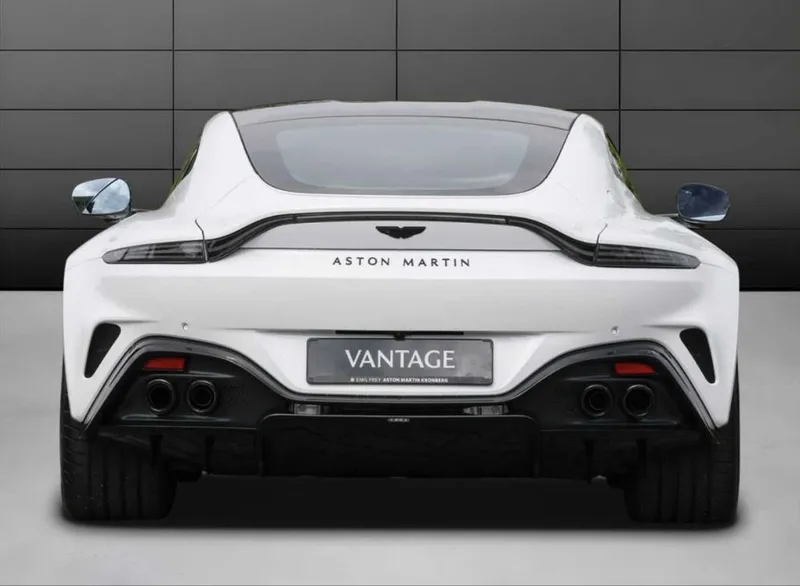 Aston Martin V8 Vantage Coupe 2026 4 Aston Martin V8 Vantage Coupe 2026 4