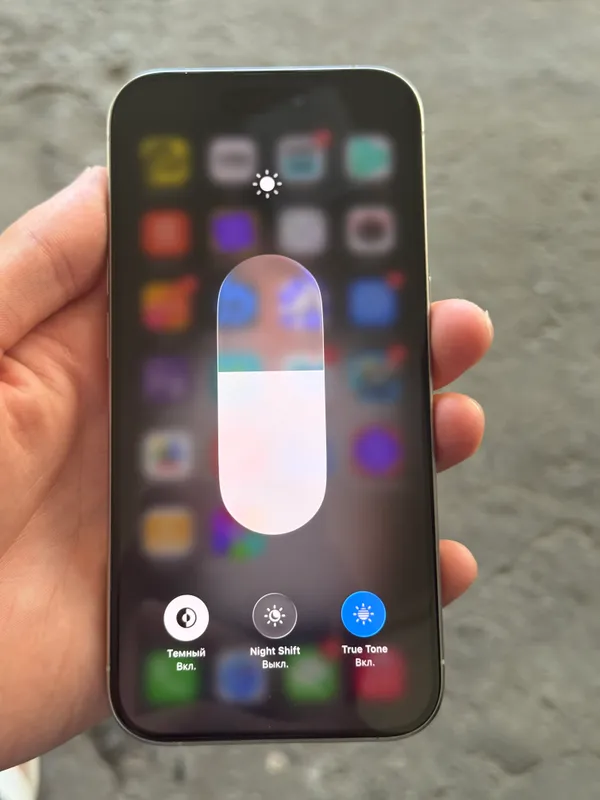 iphone 15 pro 256 4