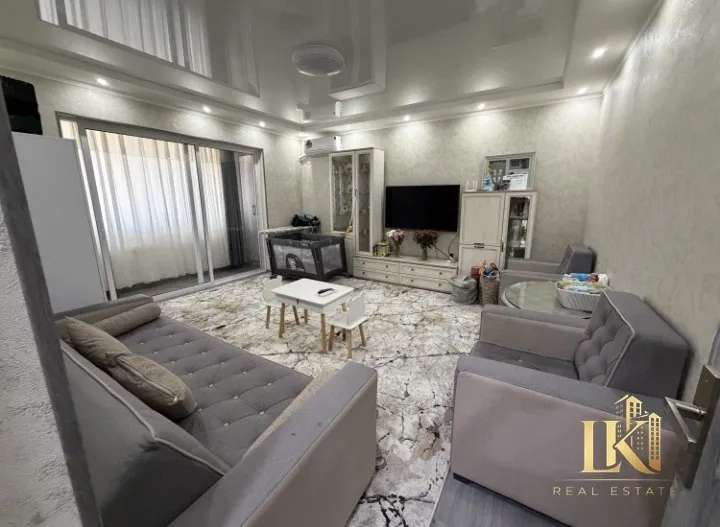 Продаётся 2-комнатная квартира, 60 м², 1/9, Яшнабадский район