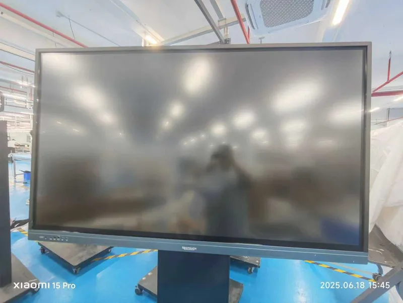 Интерактивная панель перечислением NEOTOUCH 4K – 65/75/86/98/110/115