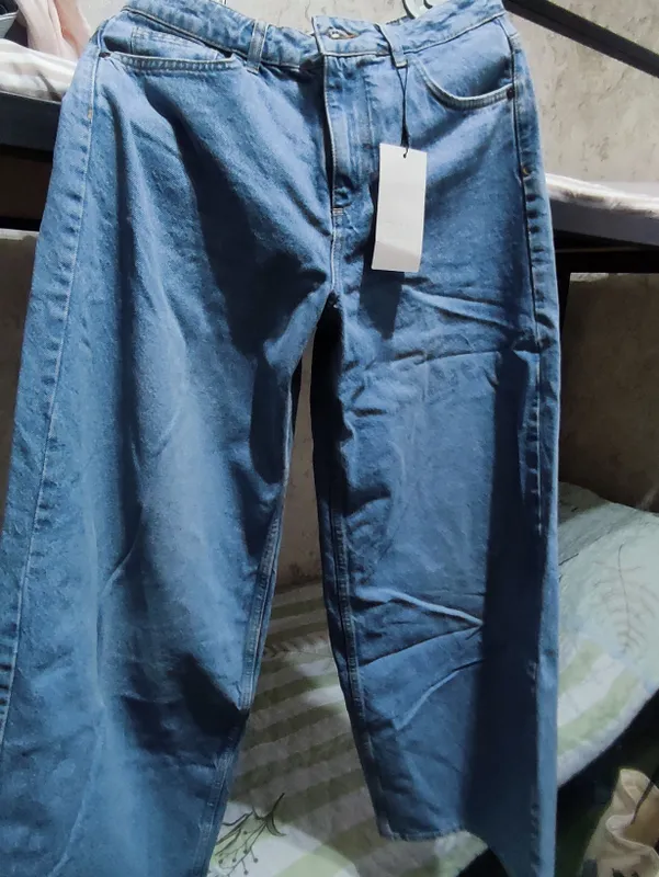 Продам джинсы Зара в новом 1