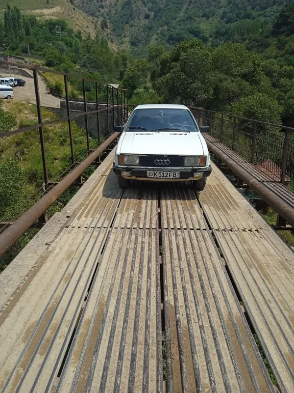 Audi 80 sotiladi 1