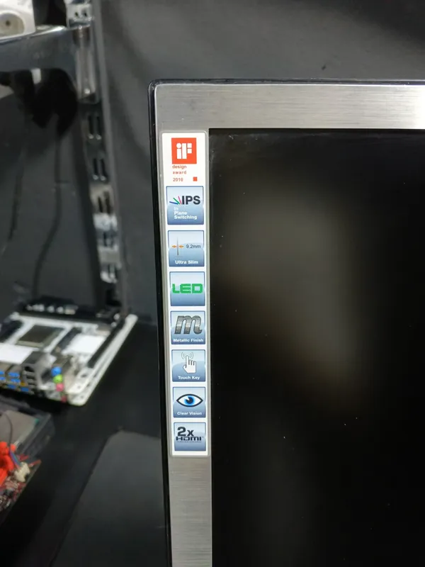 AOC 23 dyuymli monitor 3 AOC 23 dyuymli monitor 3