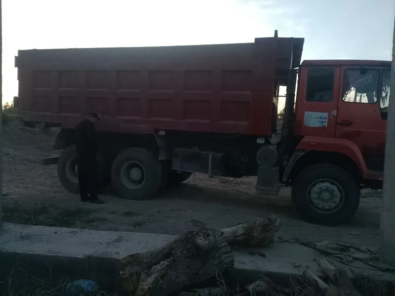 Howo samasval yuk mashinasi sotiladi