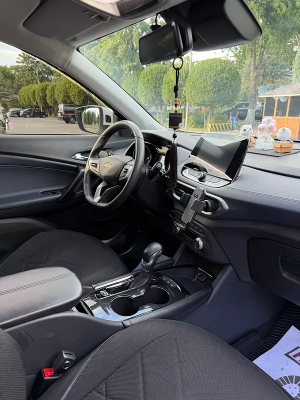 Chevrolet Tracker 2 7 Chevrolet Tracker 2 7
