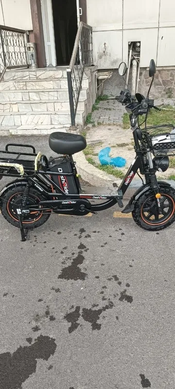 Elektro skuter sotiladi