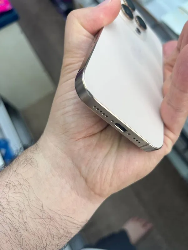Iphone 15 Pro .. — фото 1