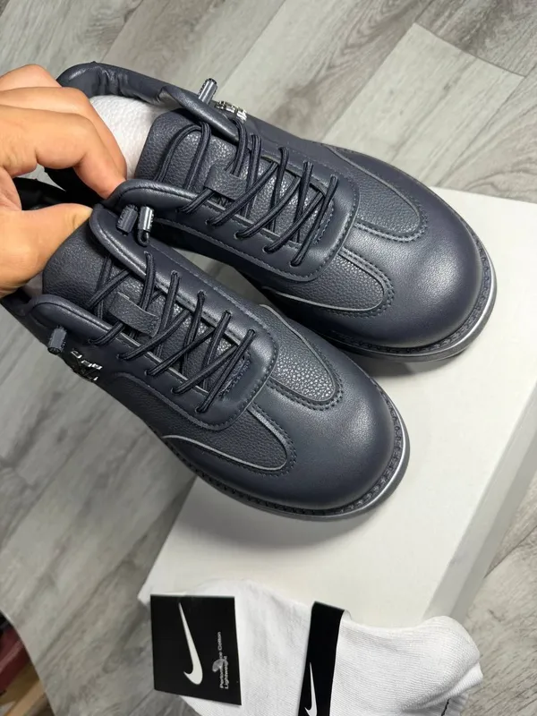 Louis Vuitton Premium Erkaklar Krossovkalari 2 Louis Vuitton Premium Erkaklar Krossovkalari 2