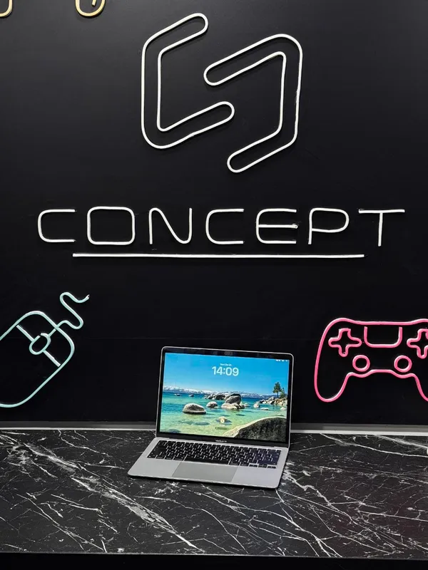 MacBook M1 1 MacBook M1 1