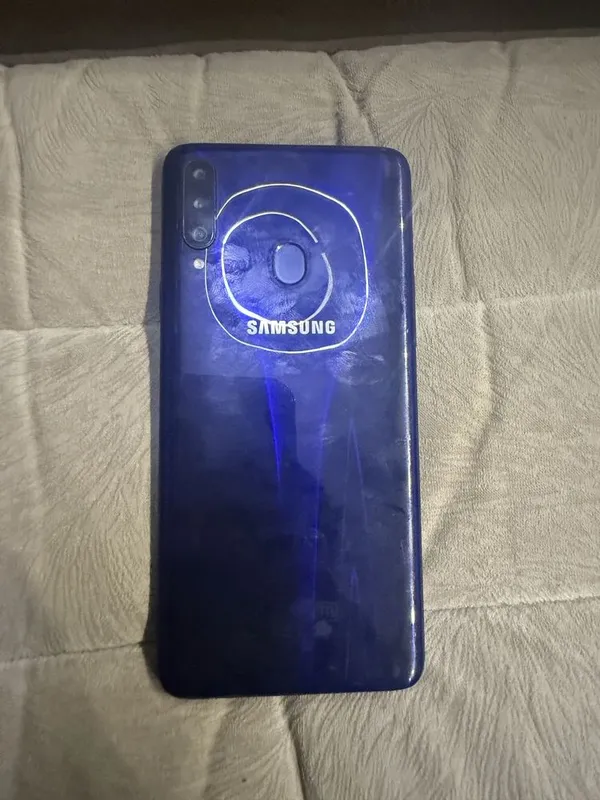 Samsung A20s 32 GB holati ideal — фото 1
