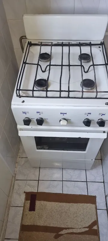 Gaz plitasi ishlaydi Gaz plitasi ishlaydi