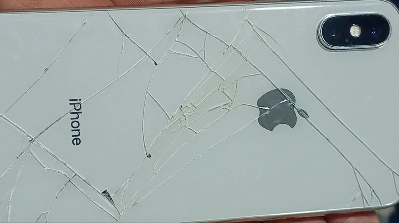 iPhone X