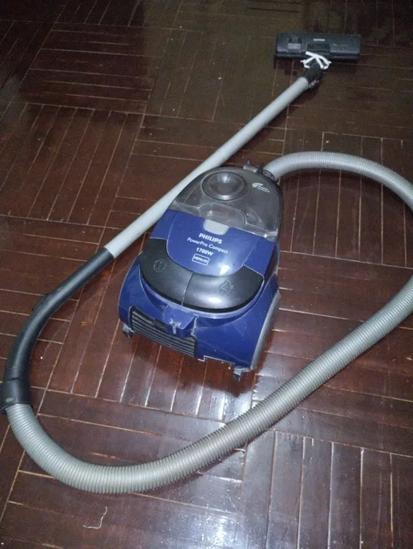 Philips changyutgich: PowerPro Compact 1700W 2