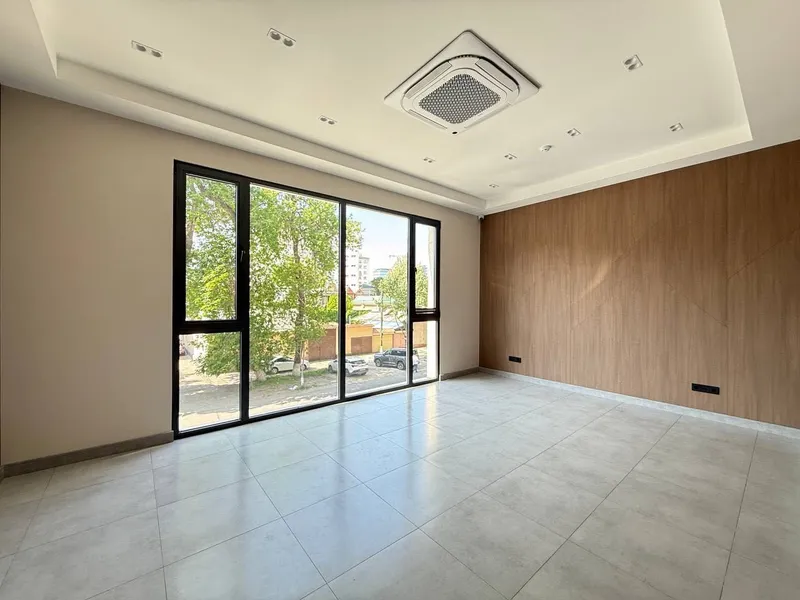 Аренда офис улица Махмуда Тароби, Piramit Tower 520м2