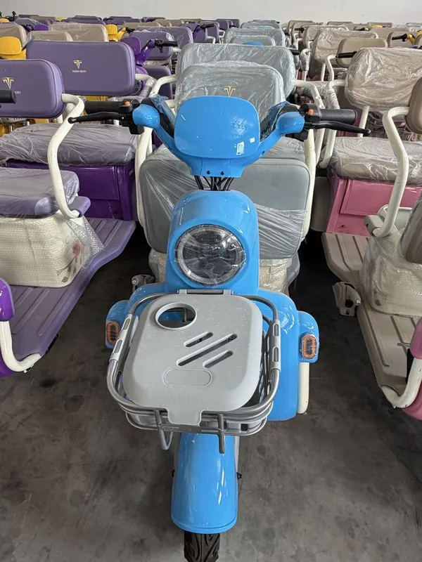 Elektr uch g'ildirakli moped- Bobo Motors 6 Elektr uch g'ildirakli moped- Bobo Motors 6