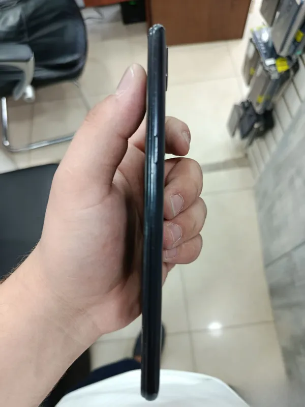 Продам Samsung A10 4 Продам Samsung A10 4