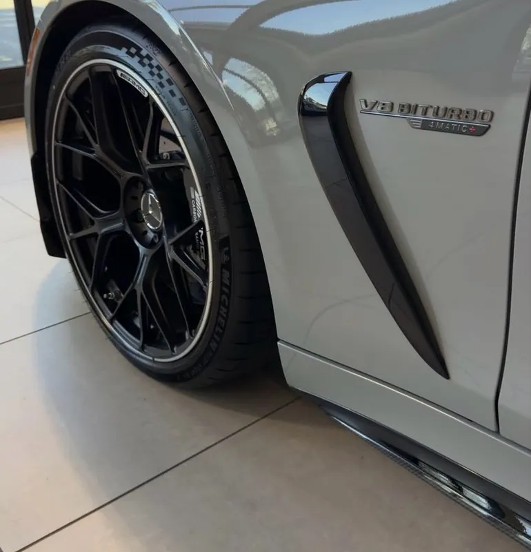 Mercedes-AMG GT 63 PRO 4MATIC+ 2026 5 Mercedes-AMG GT 63 PRO 4MATIC+ 2026 5
