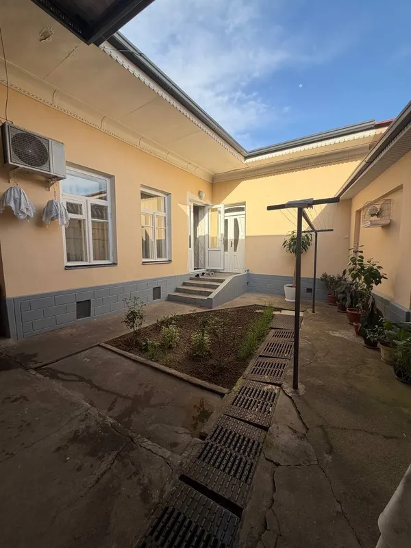 9 xonali kvartira, 250 m2, Mirzo Ulug'bek 2 9 xonali kvartira, 250 m2, Mirzo Ulug'bek 2
