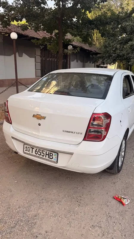 Chevrolet Cobalt 3