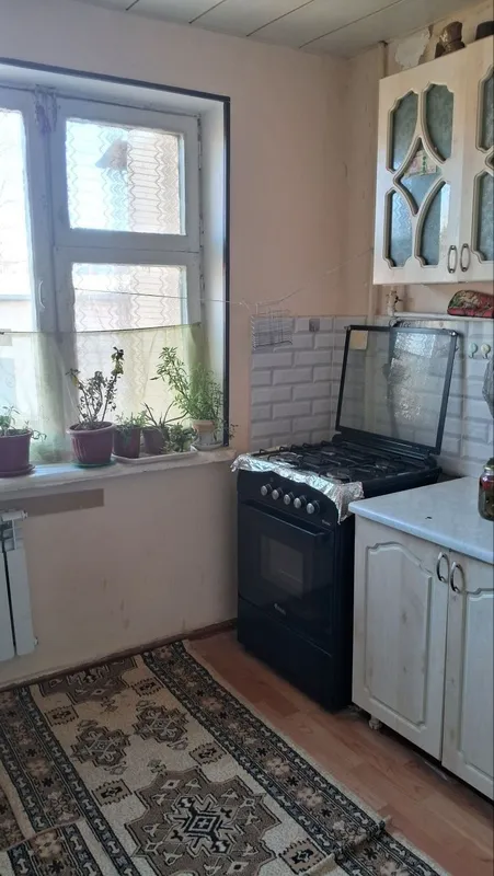 Продается 1 ком кв в Чирчике 1 мкн 2 этаж не долеко от дороги — фото 5