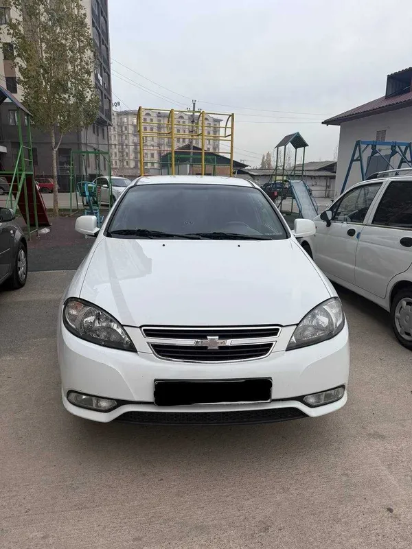 2022-yil oq gentra 3 2022-yil oq gentra 3