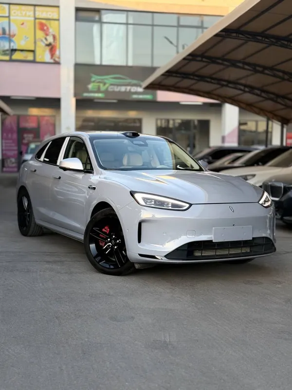 Aito m5 sport+ 2 mator bez shtorka 1 Aito m5 sport+ 2 mator bez shtorka 1