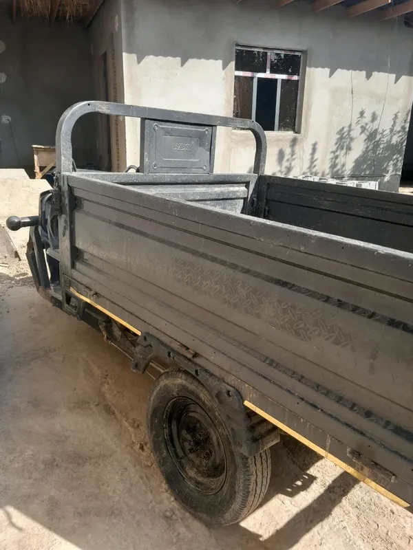 Скутер Bobo Motors Tank 1T 2 Скутер Bobo Motors Tank 1T 2