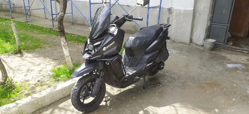 skuter Tank 4 xolati yaxshi 4200 km probek 5 skuter Tank 4 xolati yaxshi 4200 km probek 5