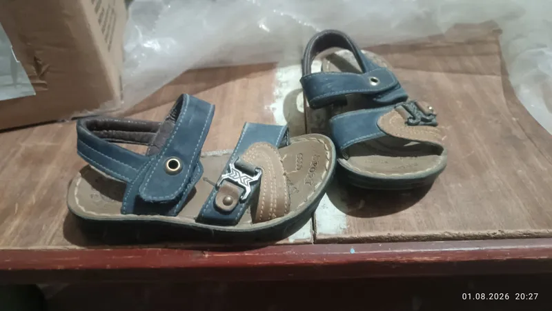 Bolalar oyoq kiyimi 3 Bolalar oyoq kiyimi 3