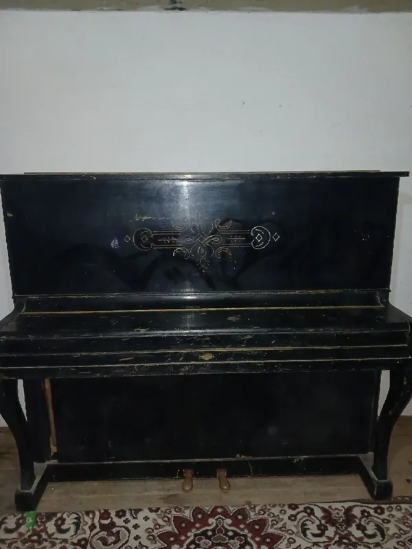 Pianino Belarus, holati yaxshi