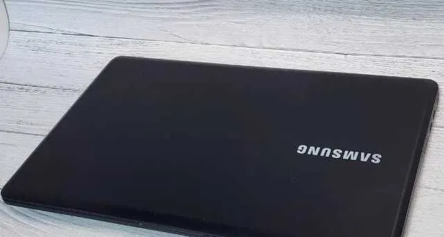 Samsung Notebook 4 Samsung Notebook 4