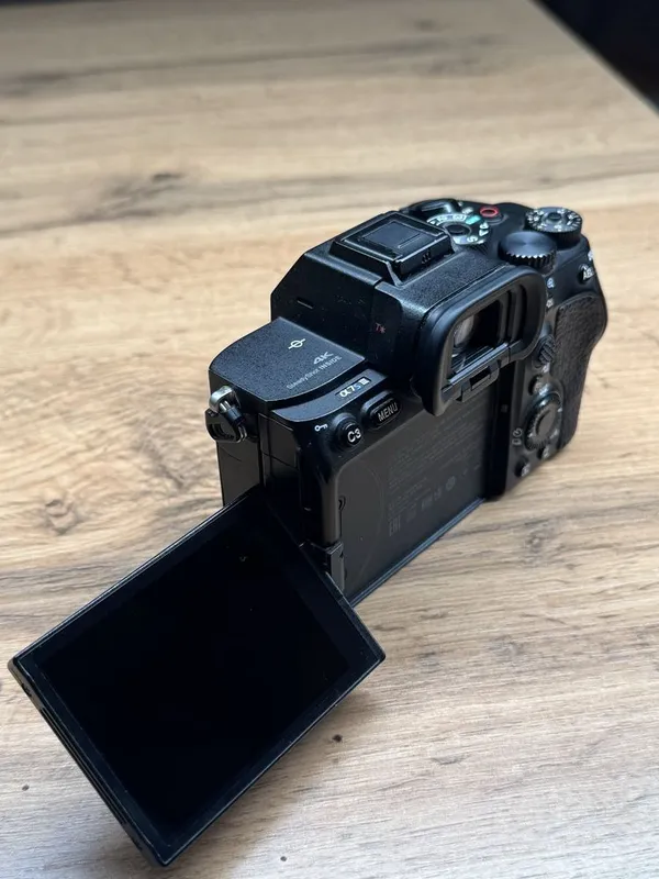 Sony a7 s3 body 4 Sony a7 s3 body 4