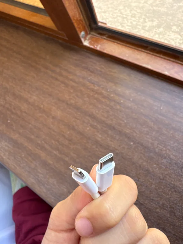 Iphone zaryadka kabeli 1tomoni tayipsi 4